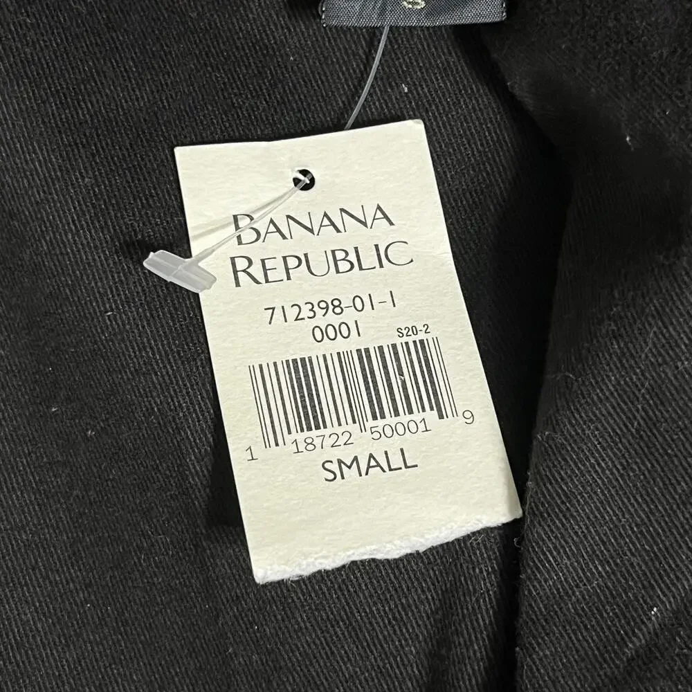 Banana Republic brand banana